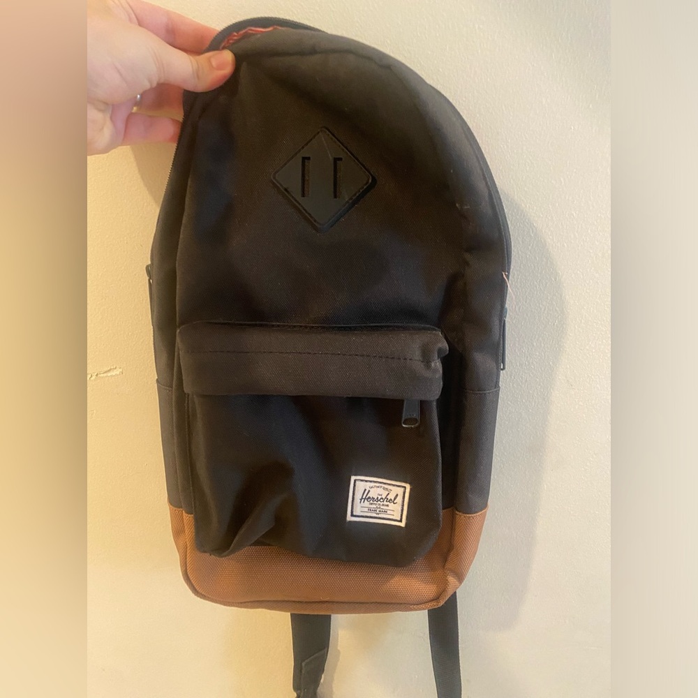 Herschel sling bag